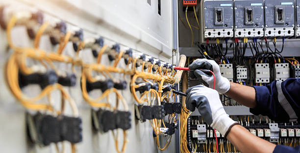 Professional Electrician technician working in Eagan, MN